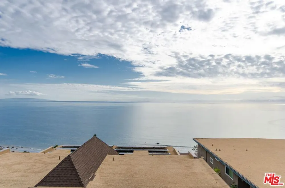 18065 Coastline Drive #1 Malibu, CA 90265