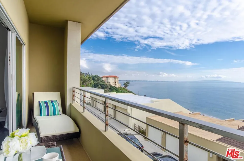 18065 Coastline Drive #1 Malibu, CA 90265