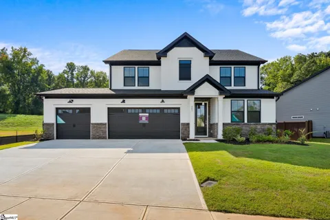 241 Creekside Circle