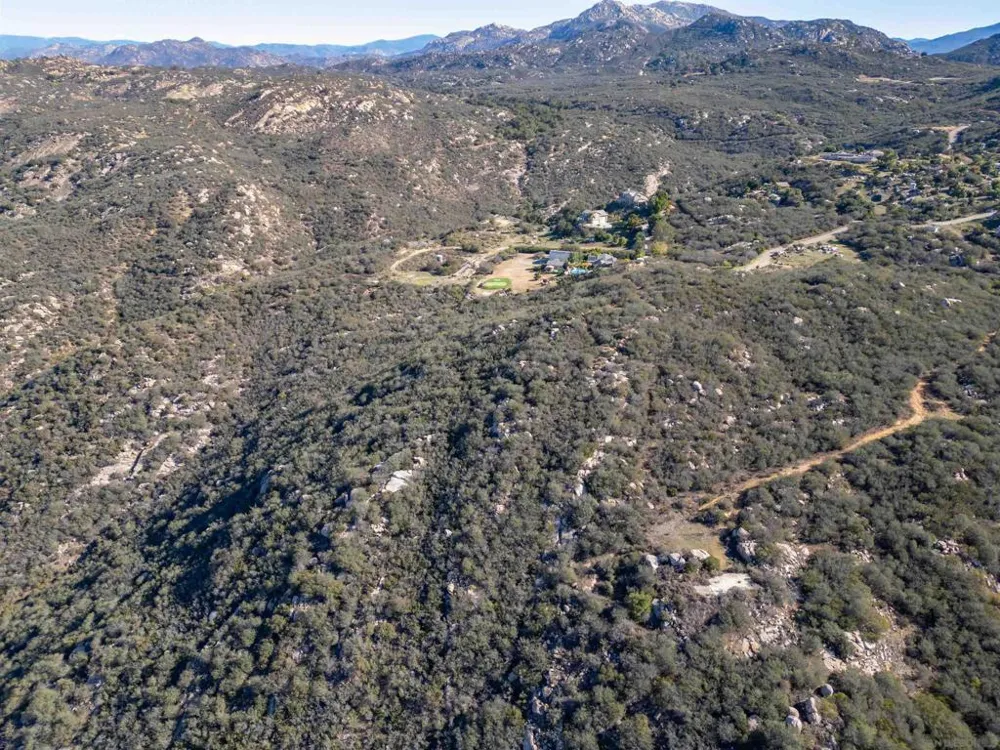 12494 Buena Vida Rd Lakeside, CA 92040