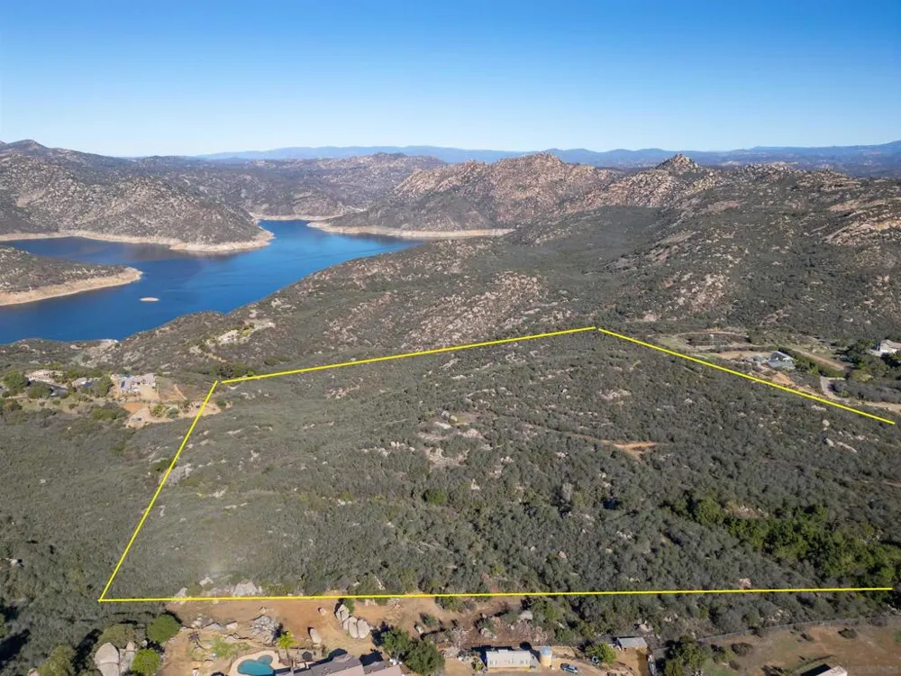 12494 Buena Vida Rd Lakeside, CA 92040