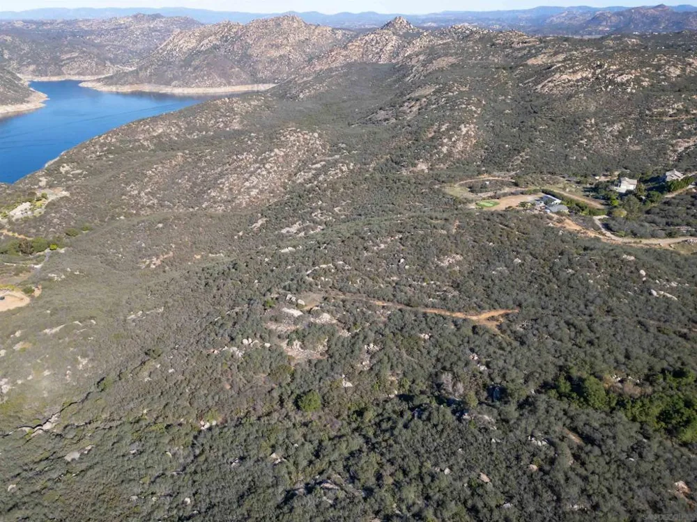 12494 Buena Vida Rd Lakeside, CA 92040