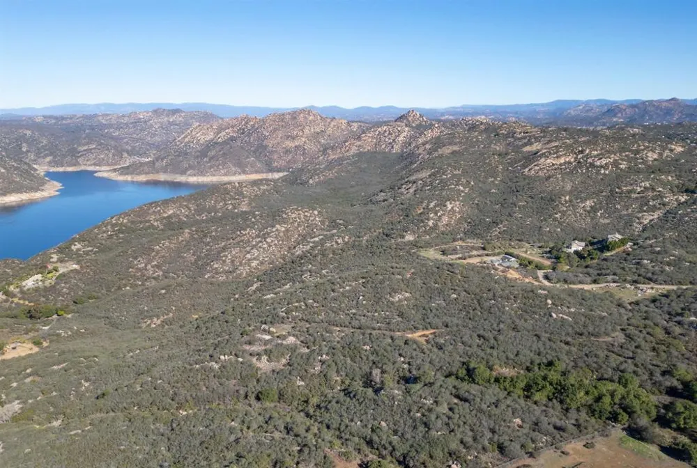 12494 Buena Vida Rd Lakeside, CA 92040