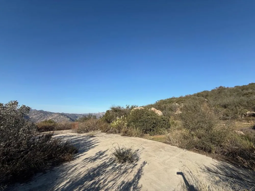 12494 Buena Vida Rd Lakeside, CA 92040