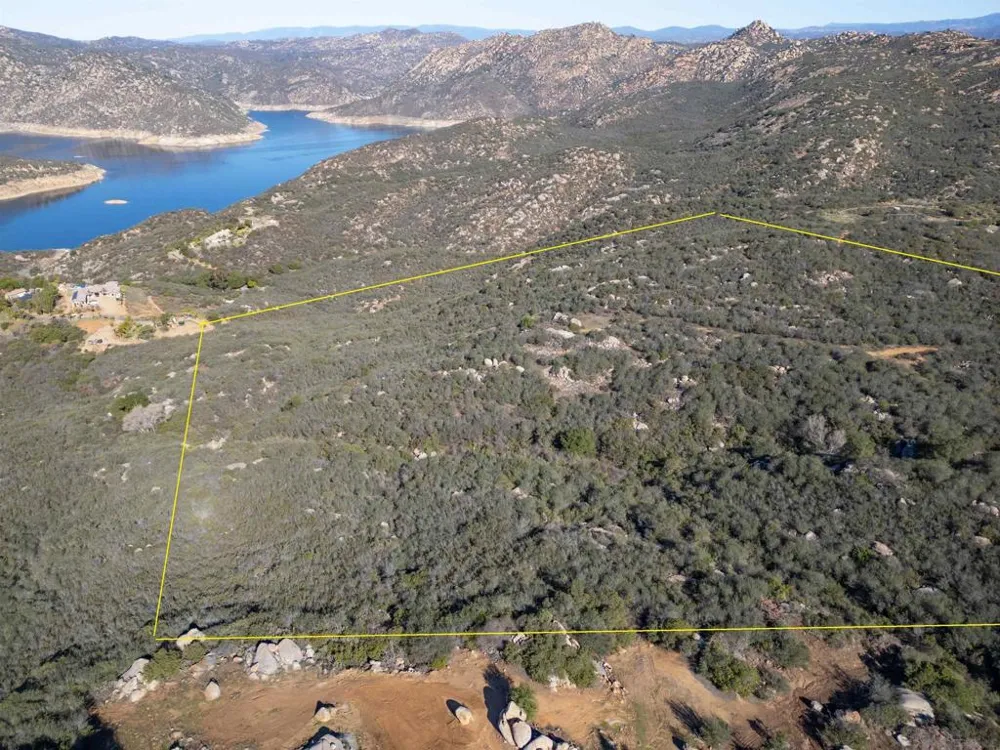 12494 Buena Vida Rd Lakeside, CA 92040