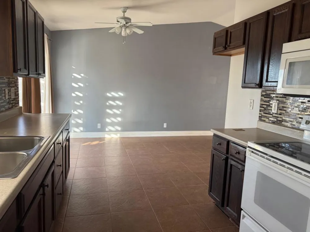 1225 Sargo Avenue Thermal, CA 92274