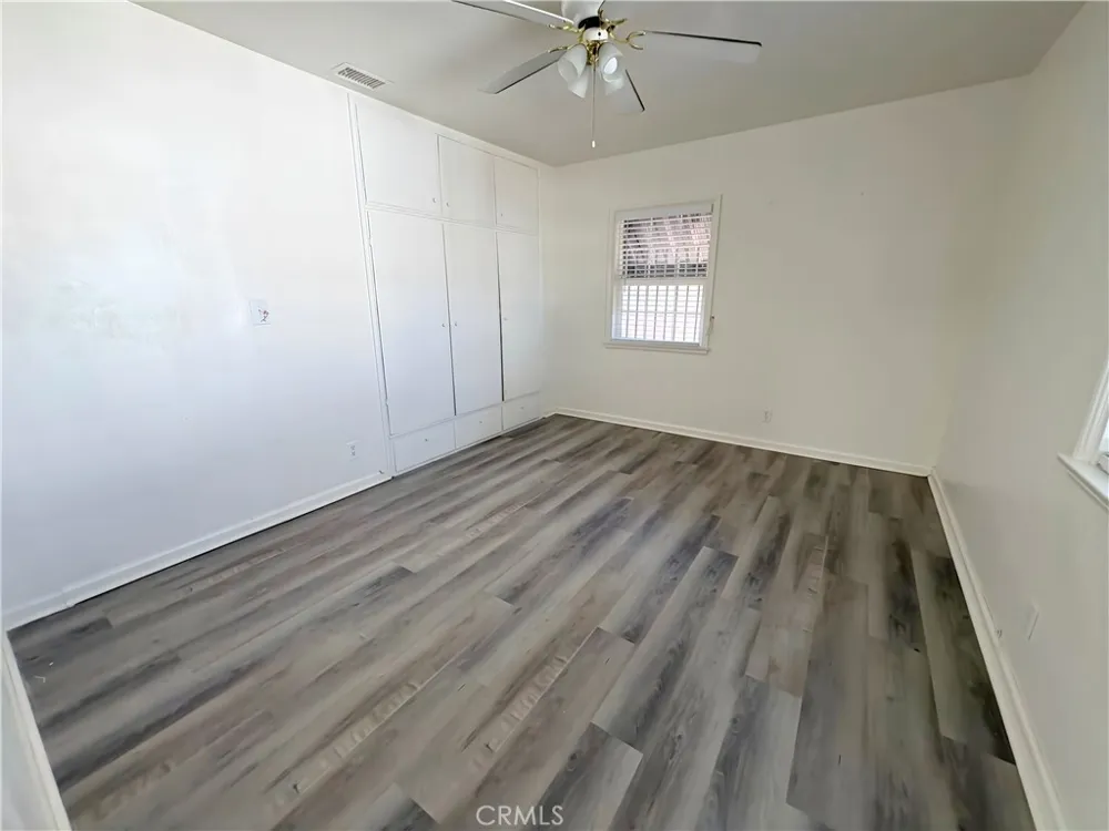 587 E Arrow Upland, CA 91786
