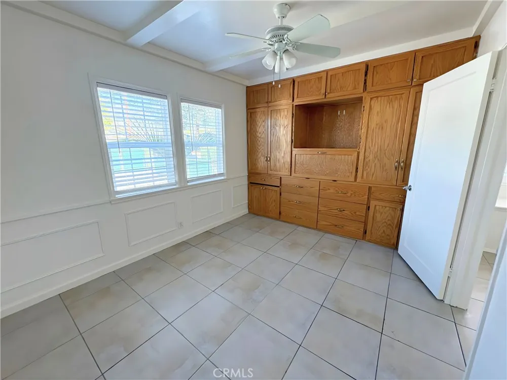 587 E Arrow Upland, CA 91786