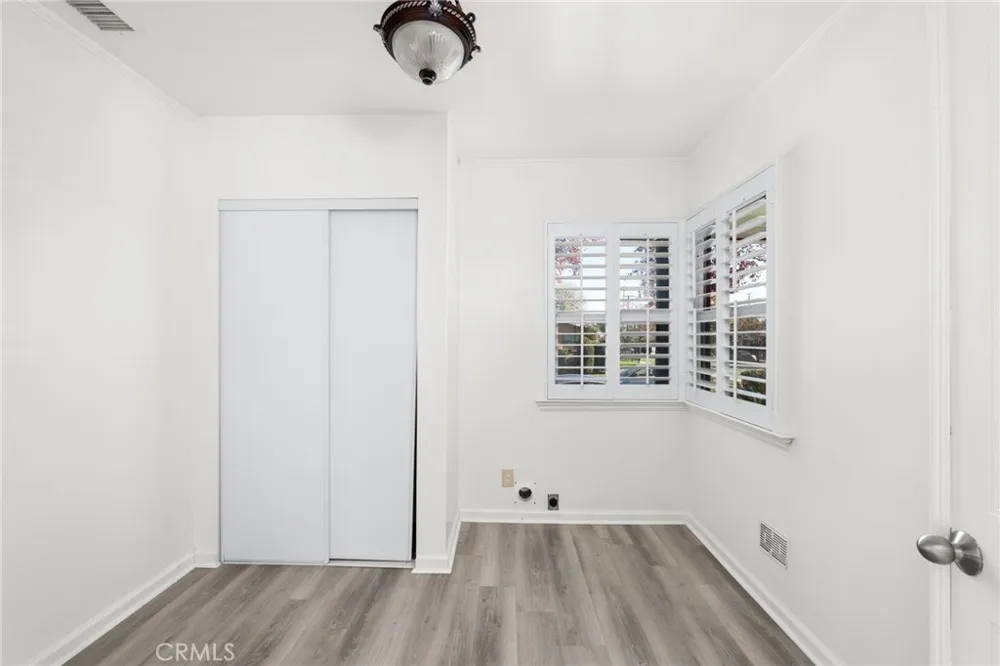 587 E Arrow Upland, CA 91786