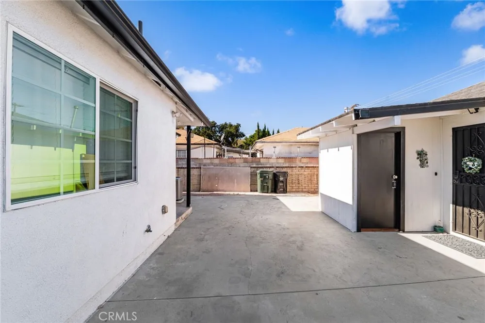 587 E Arrow Upland, CA 91786