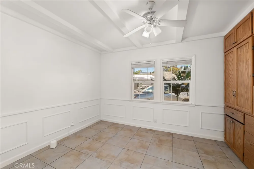 587 E Arrow Upland, CA 91786