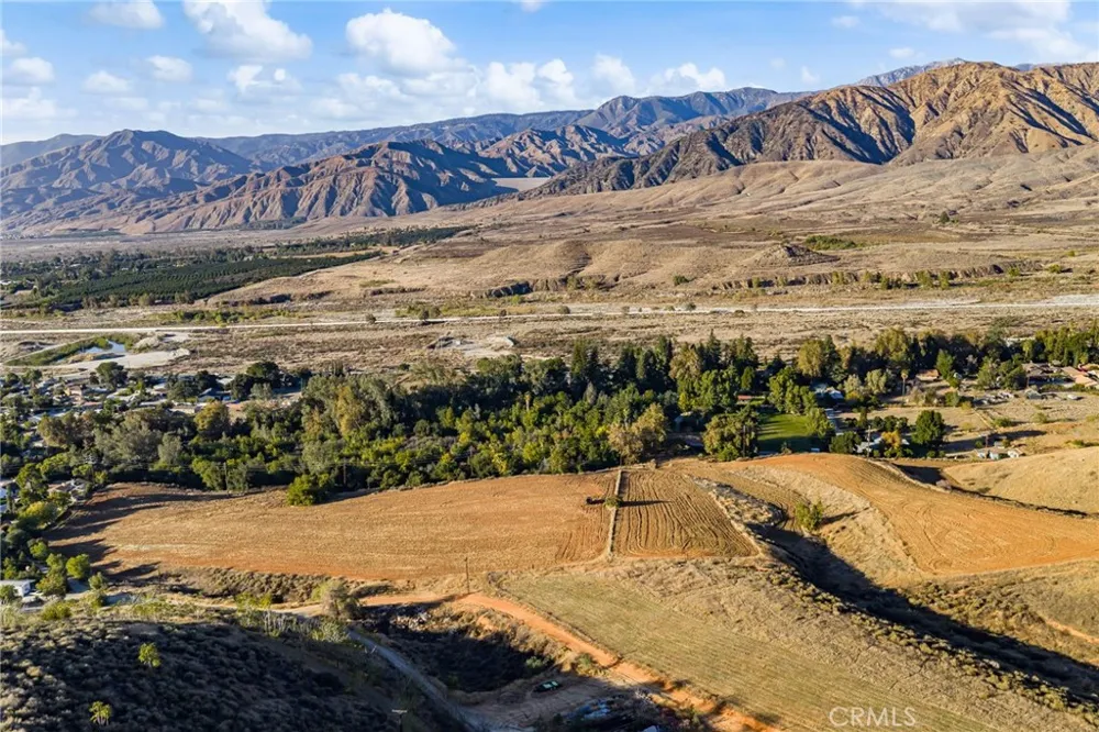 2700 Mill Creek Road Mentone, CA 92359
