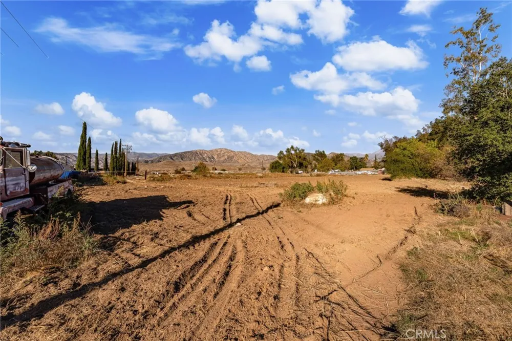 2700 Mill Creek Road Mentone, CA 92359