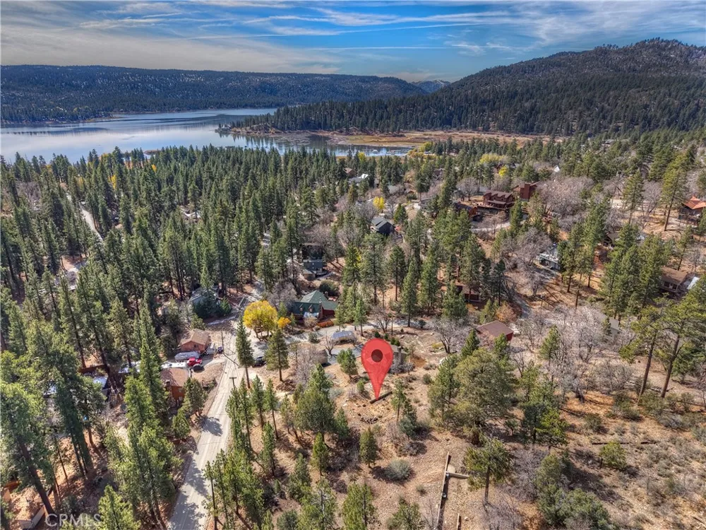 1115 Fawnskin Drive Fawnskin, CA 92333