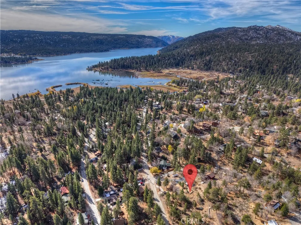1115 Fawnskin Drive Fawnskin, CA 92333