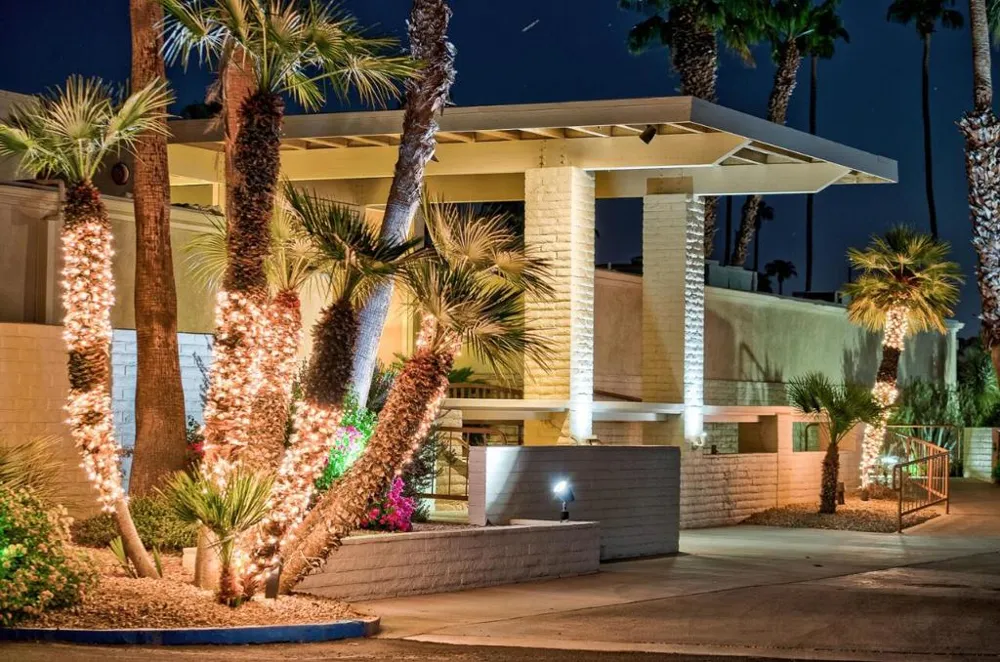 136 Eastlake Drive Palm Springs, CA 92264