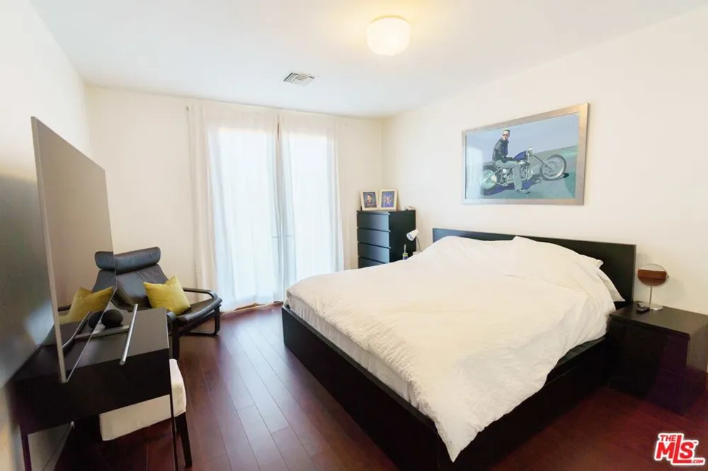 29282 CIRCLE DRIVE Agoura Hills, CA 91301