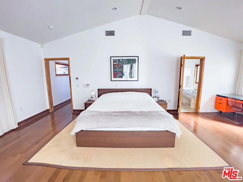 29282 CIRCLE DRIVE Agoura Hills, CA 91301