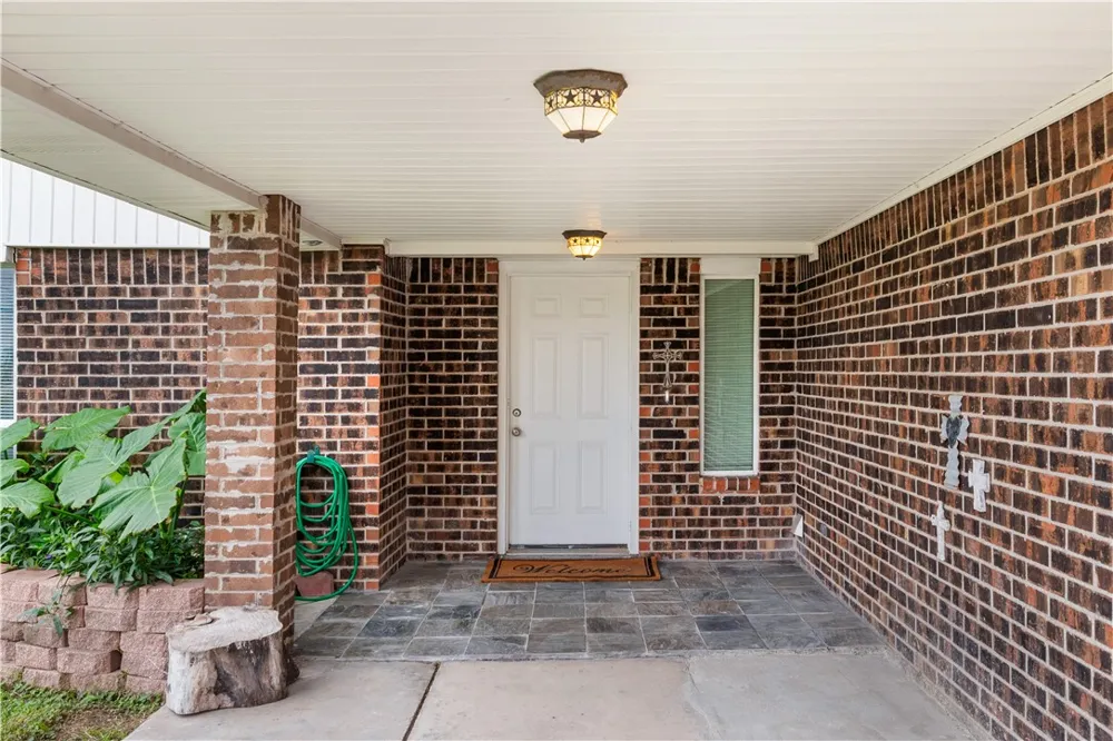 8101 Barrogate Drive Corpus Christi, TX 78409