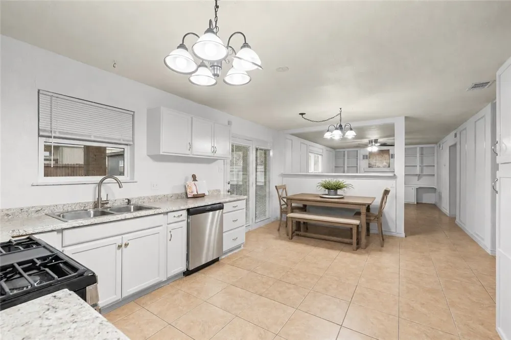 8101 Barrogate Drive Corpus Christi, TX 78409
