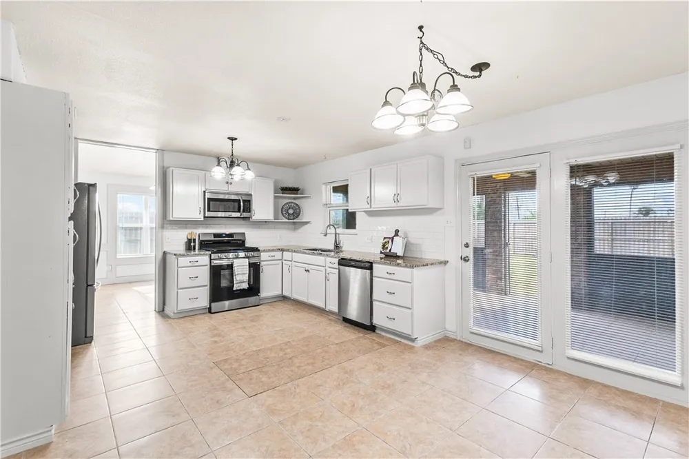 8101 Barrogate Drive Corpus Christi, TX 78409