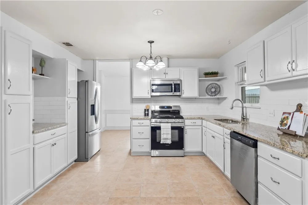 8101 Barrogate Drive Corpus Christi, TX 78409