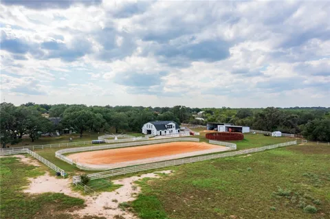 2310 E Hwy 97