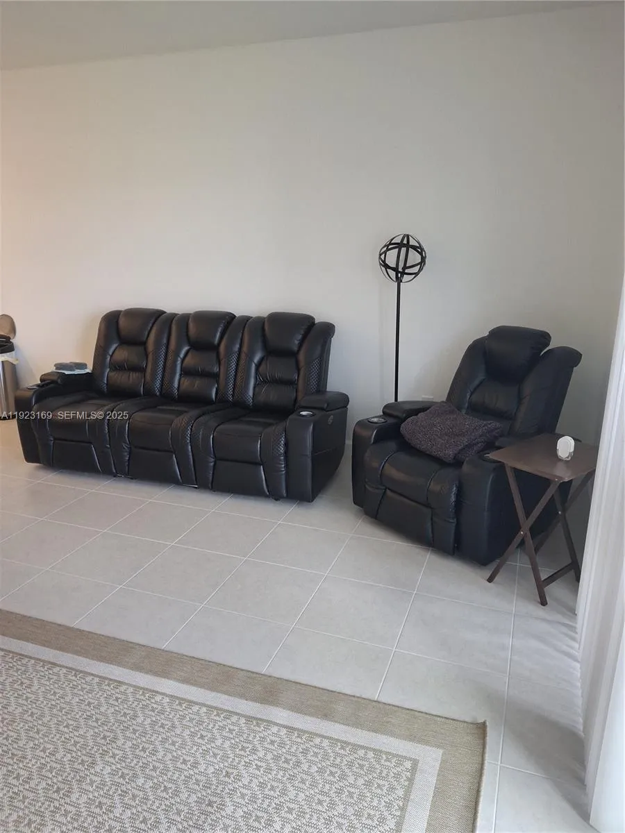 1887 Cerulean Dr Palm Bay, FL 32907