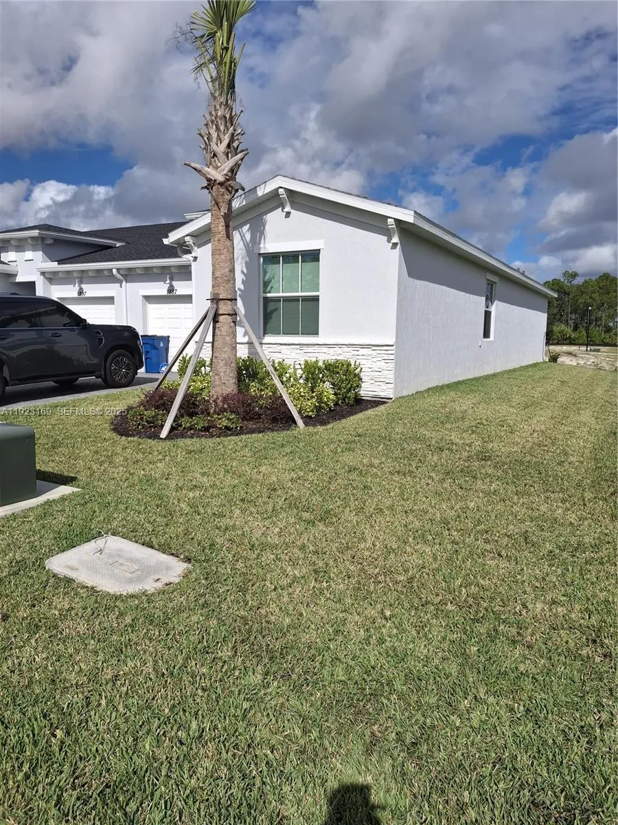 1887 Cerulean Dr Palm Bay, FL 32907