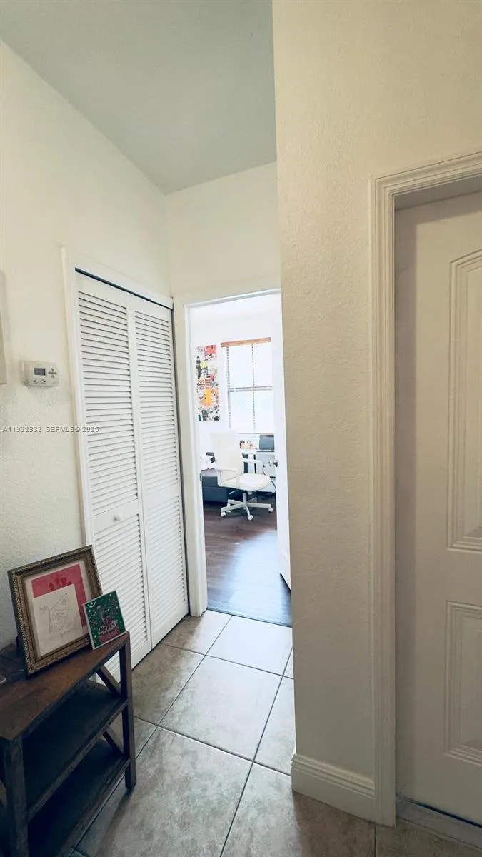10131 NW 10th St Miami, FL 33172