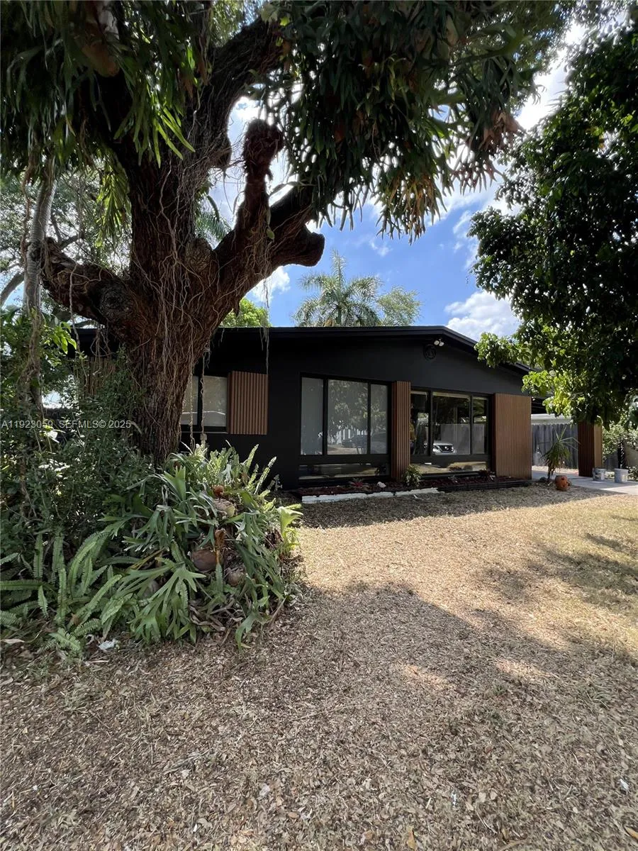 1508 SW 20th Ave