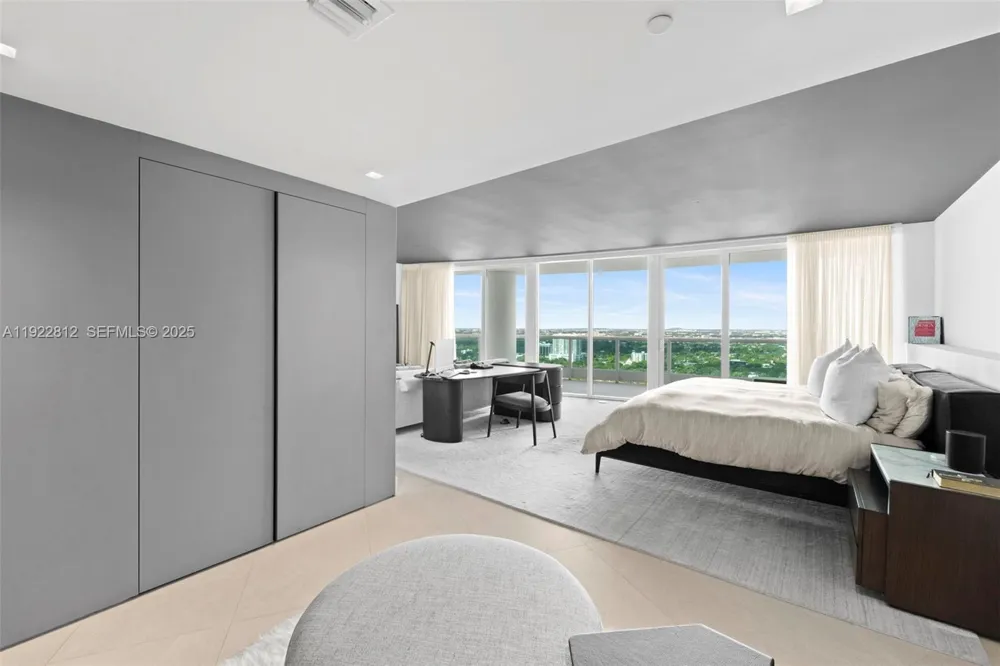 2127 Brickell Ave #3005 Miami, FL 33129