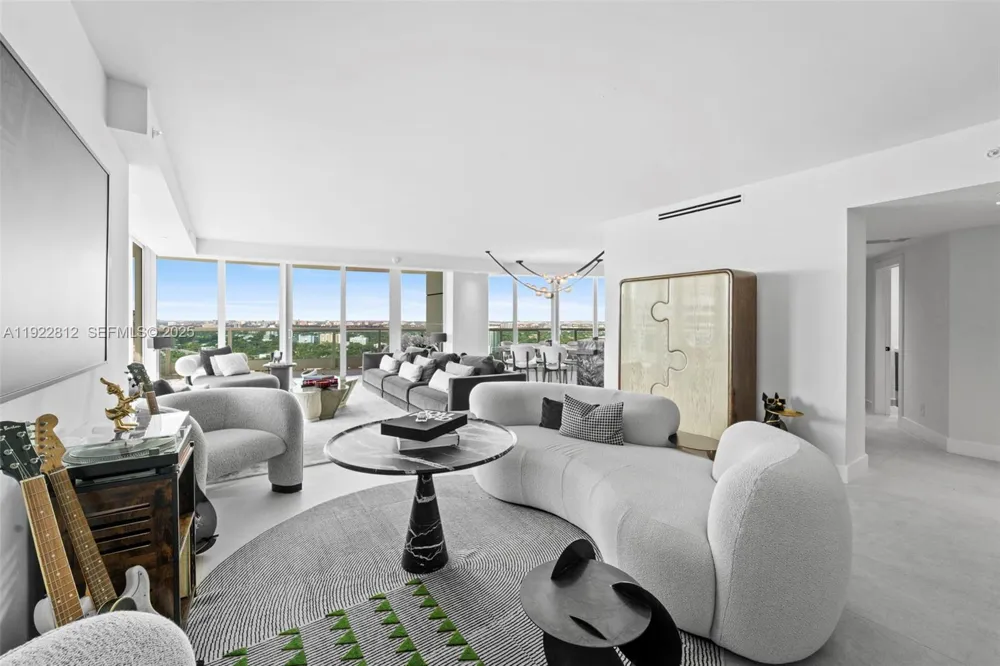 2127 Brickell Ave #3005 Miami, FL 33129