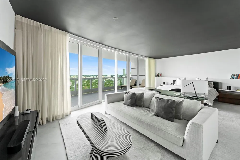 2127 Brickell Ave #3005 Miami, FL 33129