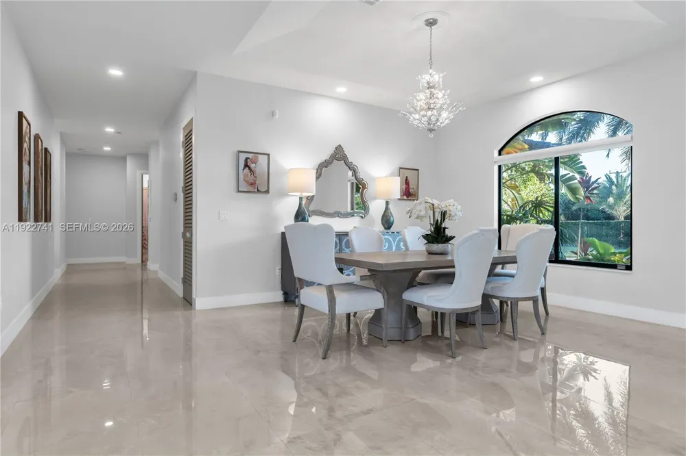 15701 SW 254th St Homestead, FL 33031