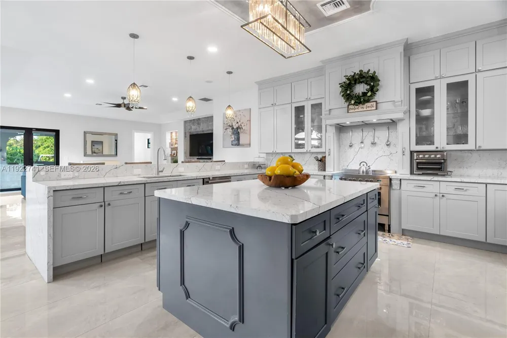 15701 SW 254th St Homestead, FL 33031