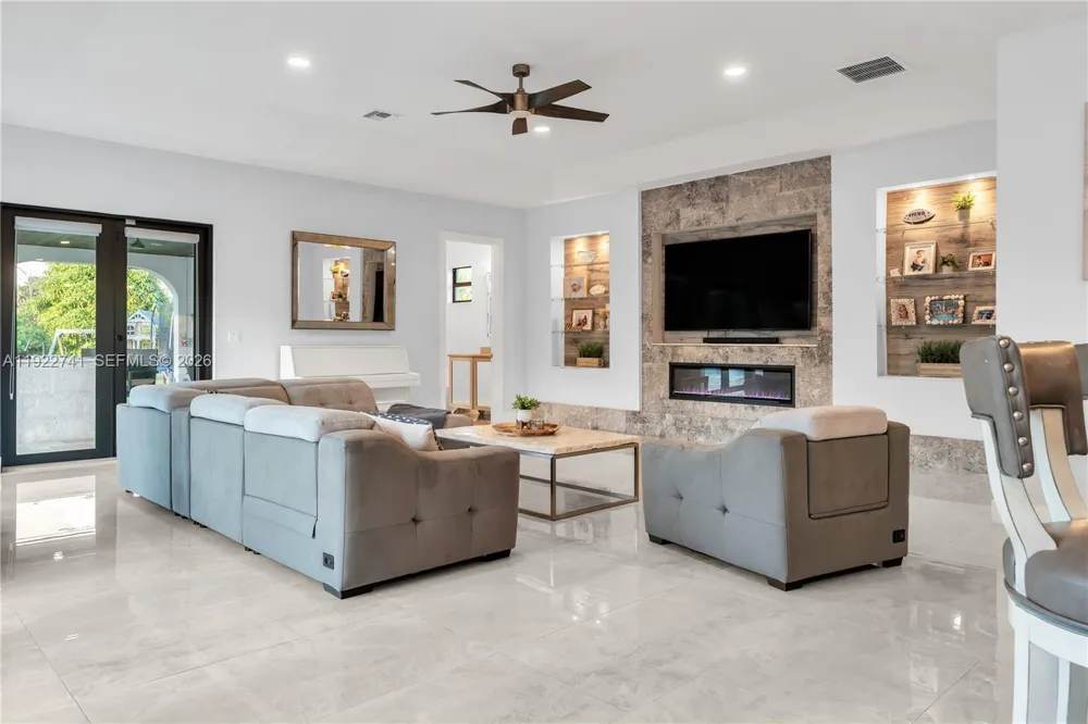 15701 SW 254th St Homestead, FL 33031
