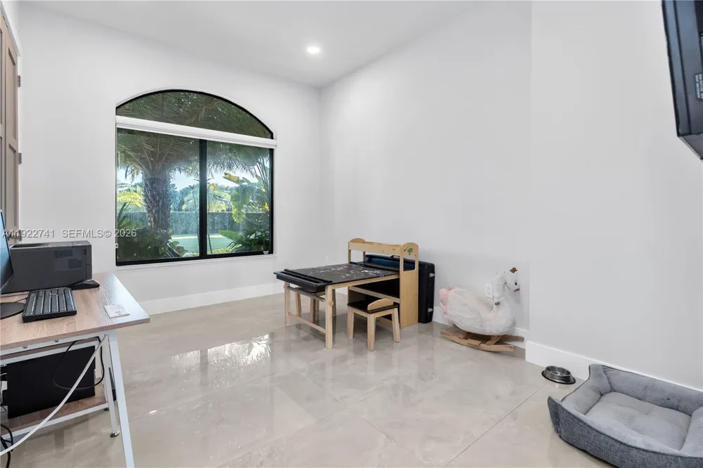 15701 SW 254th St Homestead, FL 33031