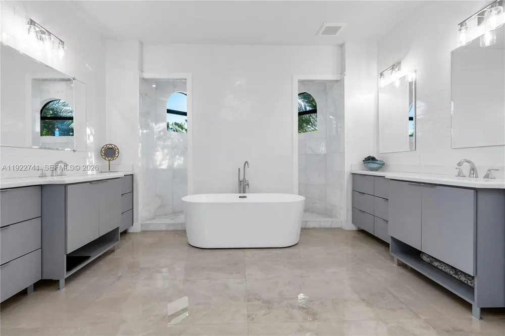 15701 SW 254th St Homestead, FL 33031
