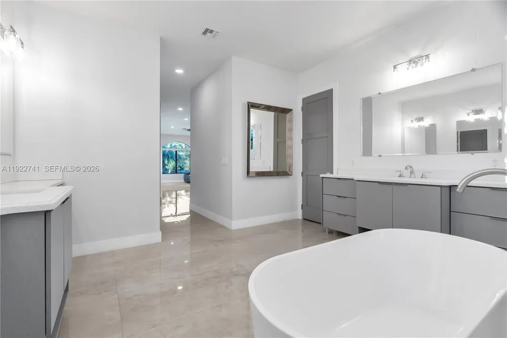 15701 SW 254th St Homestead, FL 33031