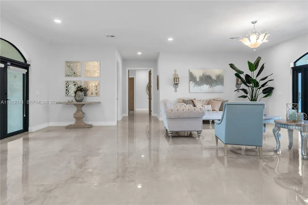 15701 SW 254th St Homestead, FL 33031