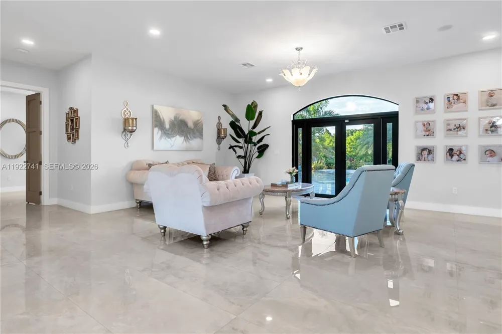 15701 SW 254th St Homestead, FL 33031