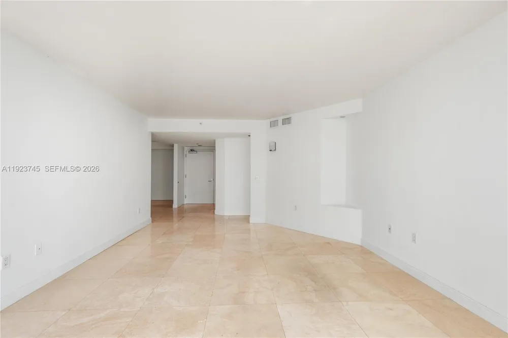 16400 Collins Ave #942 Sunny Isles Beach, FL 33160