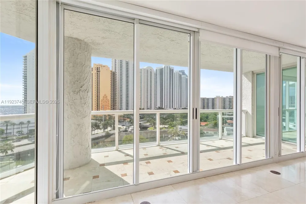 16400 Collins Ave #942 Sunny Isles Beach, FL 33160