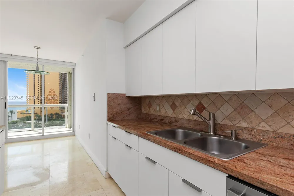 16400 Collins Ave #942 Sunny Isles Beach, FL 33160
