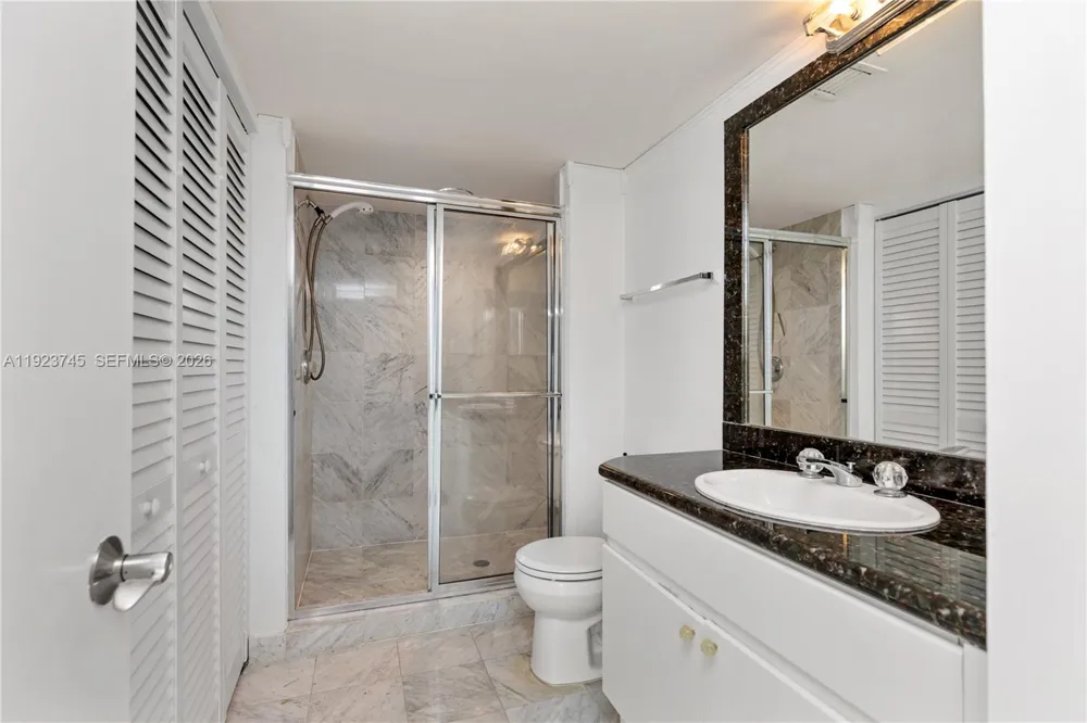 16400 Collins Ave #942 Sunny Isles Beach, FL 33160
