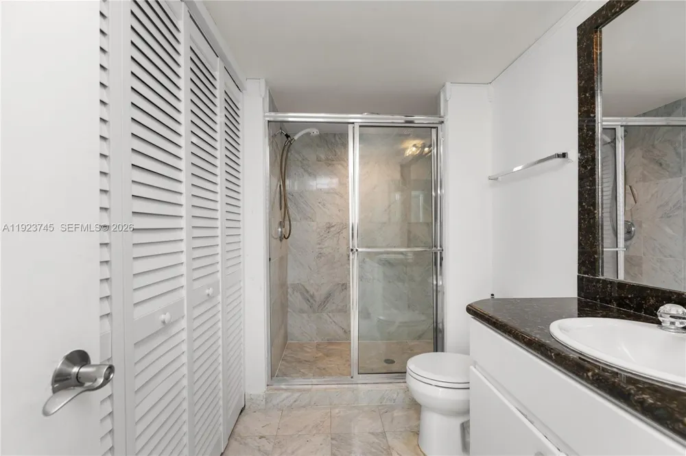 16400 Collins Ave #942 Sunny Isles Beach, FL 33160