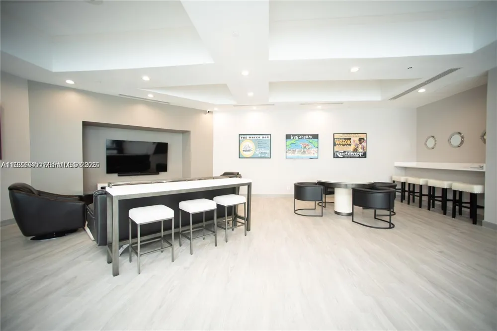 16400 Collins Ave #942 Sunny Isles Beach, FL 33160