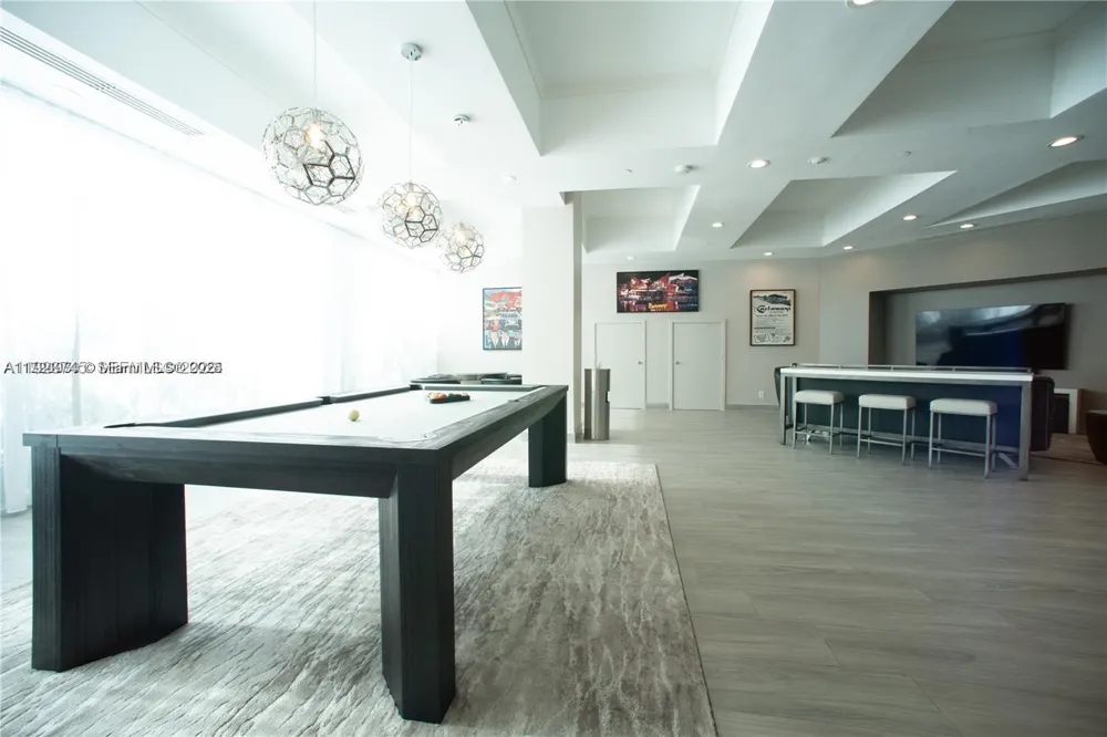 16400 Collins Ave #942 Sunny Isles Beach, FL 33160
