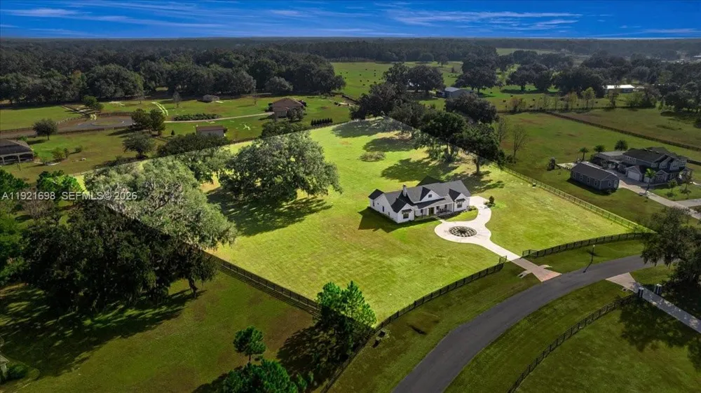 10561 NE 104th Cir Other City - In The State Of Florida, FL 34484